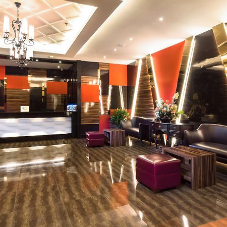Best Western Senayan Джакарта Екстериор снимка