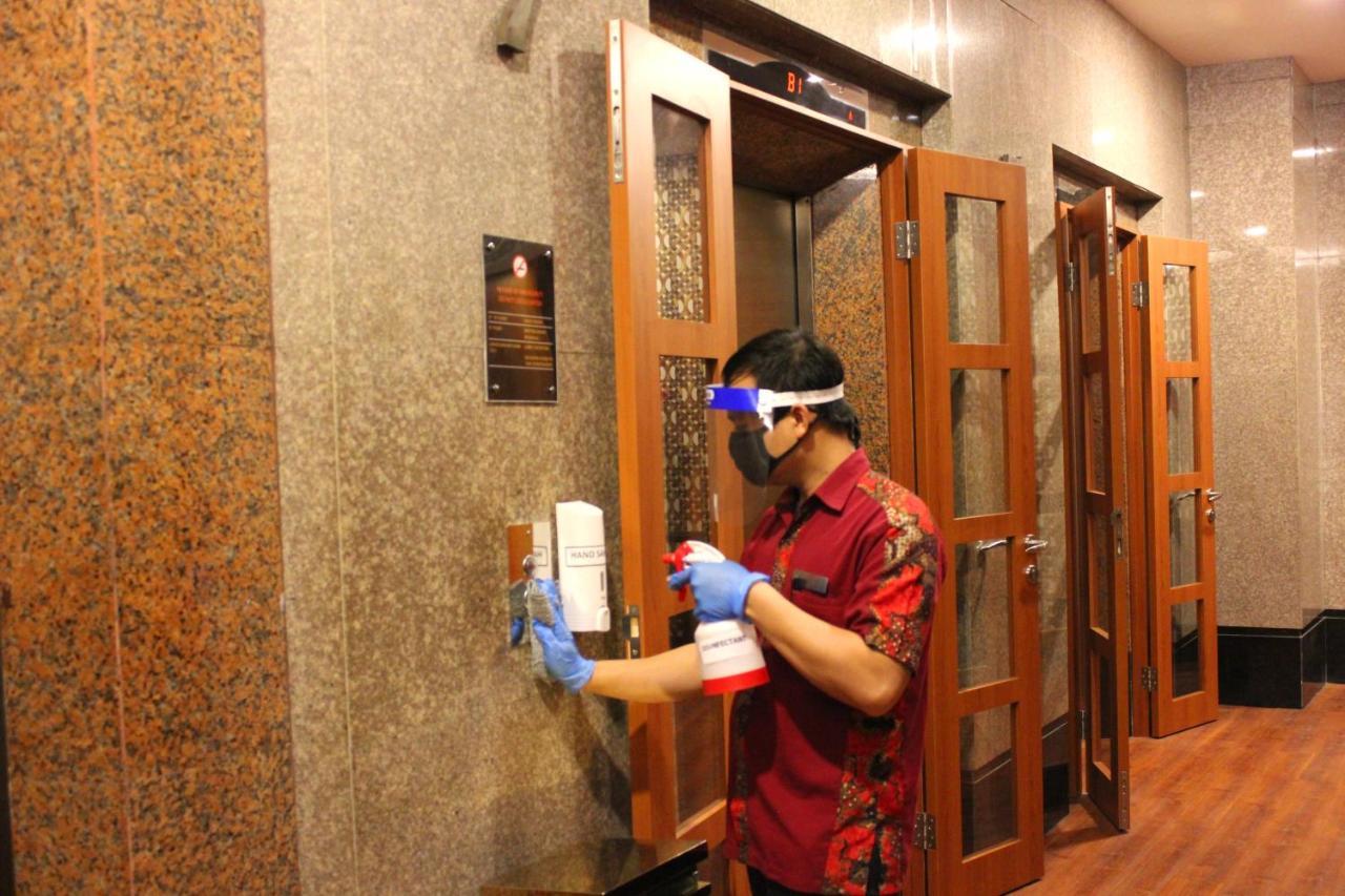 Best Western Senayan Джакарта Екстериор снимка