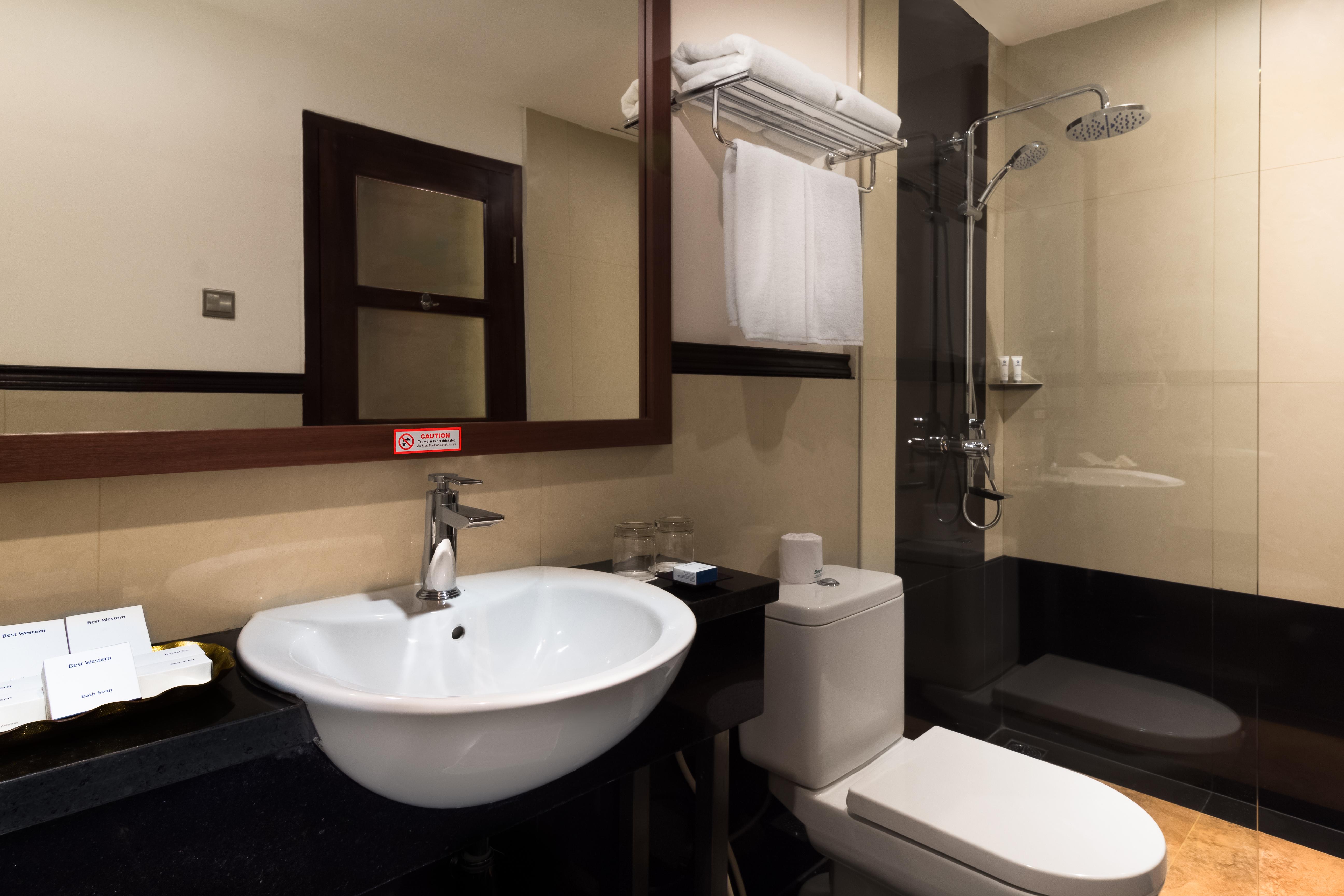 Best Western Senayan Джакарта Екстериор снимка