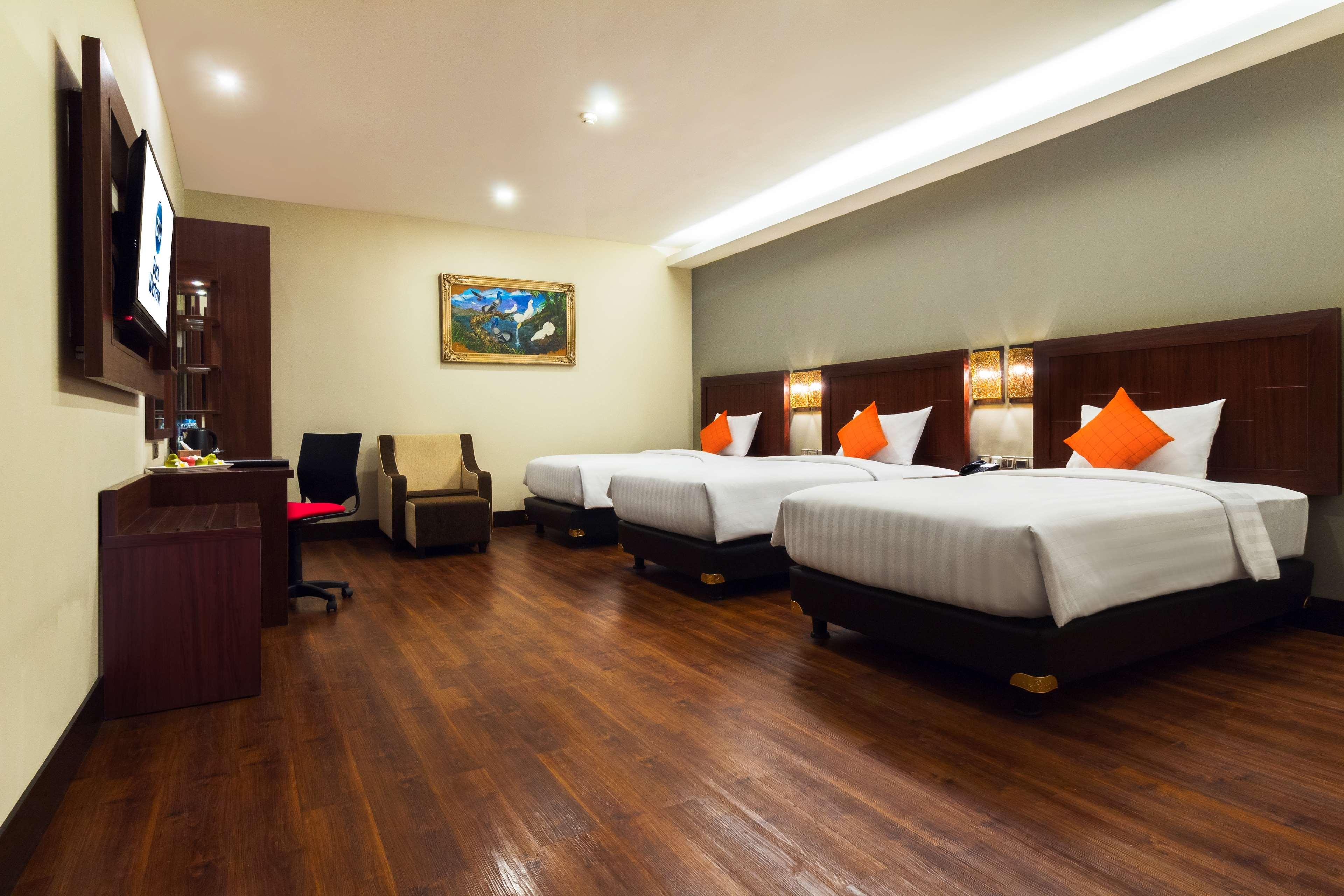 Best Western Senayan Джакарта Екстериор снимка