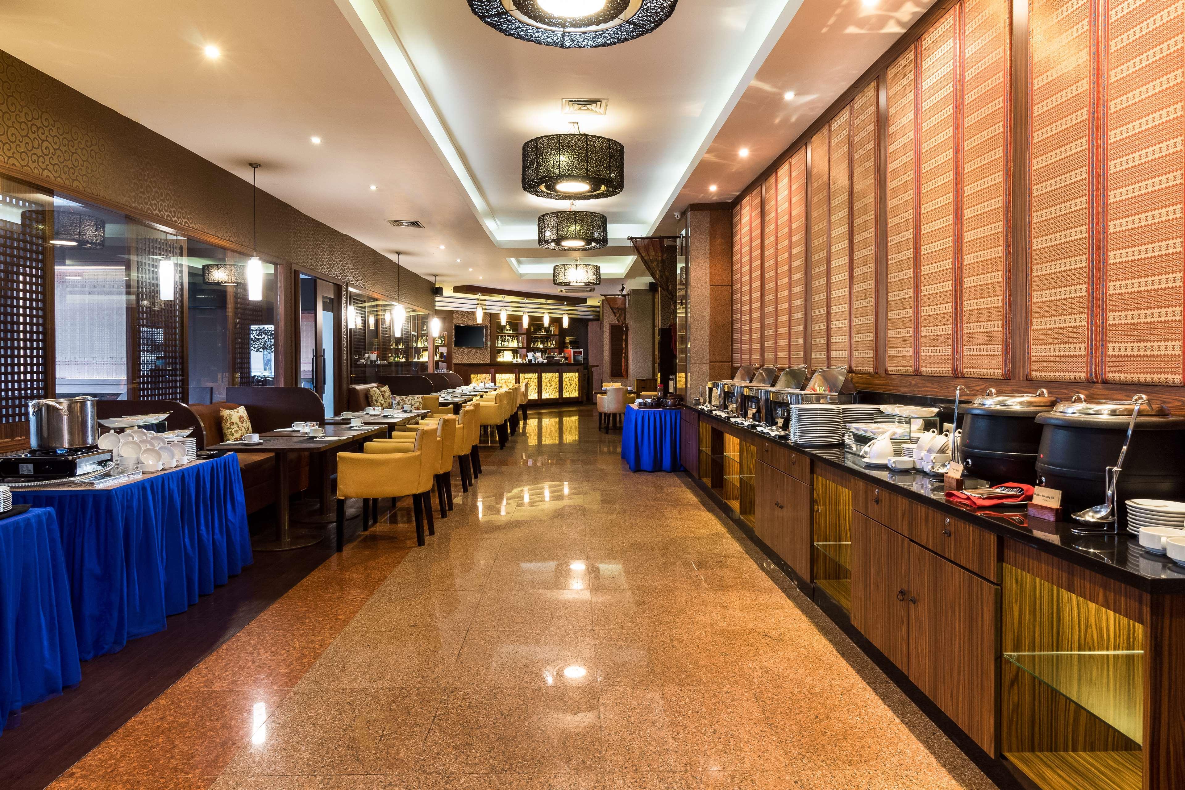 Best Western Senayan Джакарта Екстериор снимка