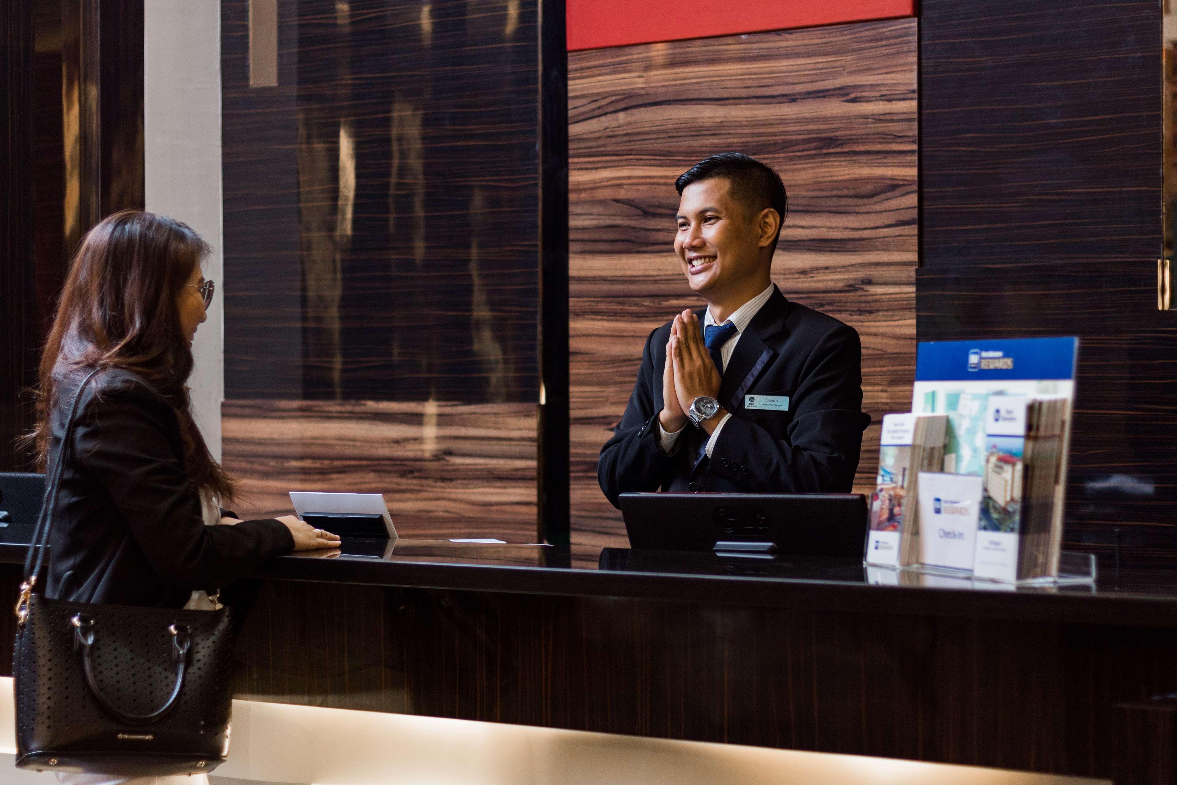 Best Western Senayan Джакарта Екстериор снимка